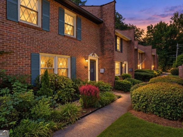 1111 Scott Boulevard, Decatur, GA 30030