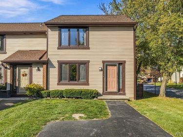 351 Charlesgate Circle , East Amherst, NY 14051