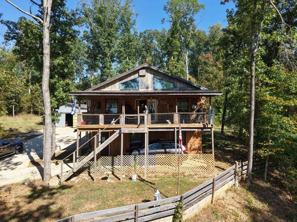 365 CHALK BLUFF LN, Morris Chapel, TN 38361