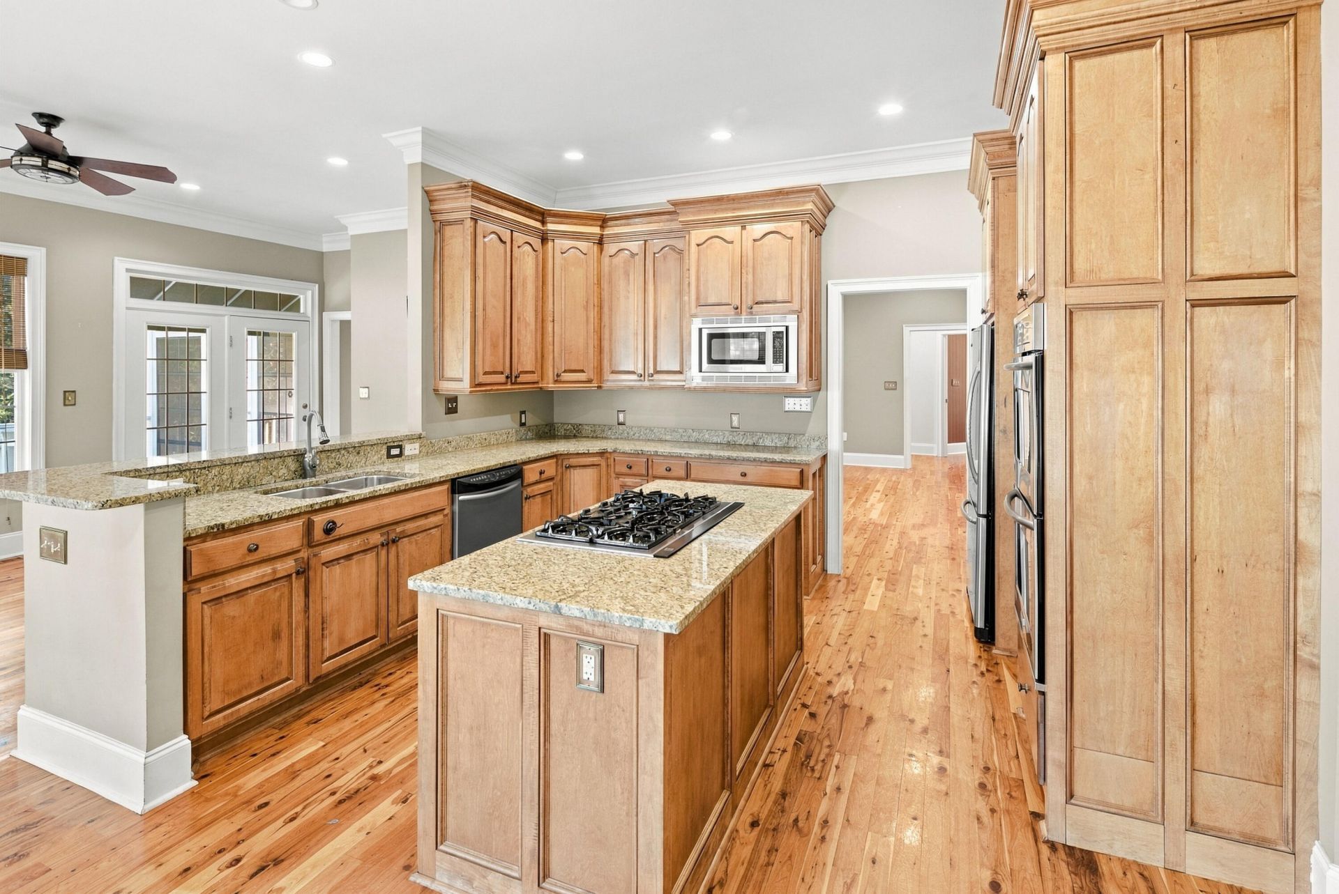 3801 Adrian Way Photo 25