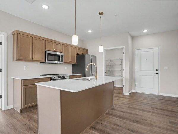 4428 Deer Creek Road , Unit 201, Iowa City, IA 52246