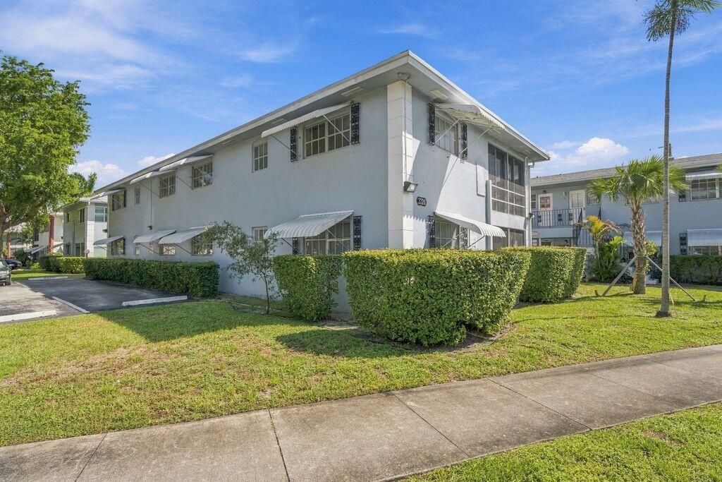 3720 Harrison Street, Unit 2, Hollywood, FL 33021 Photo