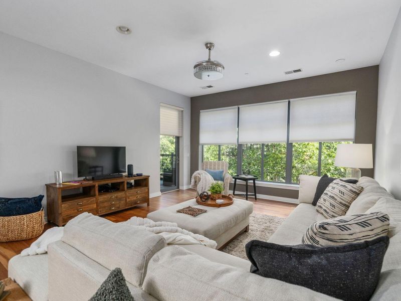 251 Daniel Burnham Square , Unit 303, Columbus, OH 43215 Photo 6