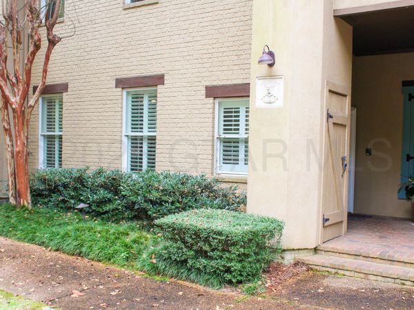 1 Scotland Yard, West Point, MS 39773