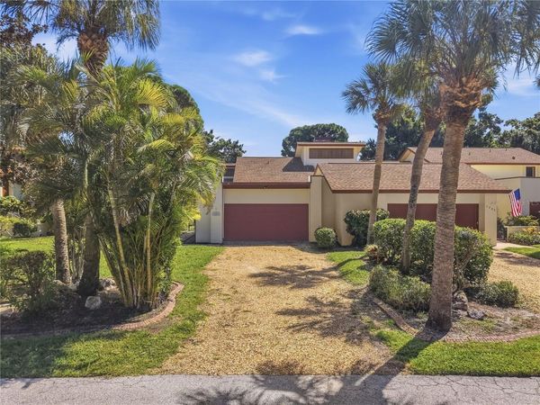 6203 COURTSIDE DRIVE , Unit 21, BRADENTON, FL 34210
