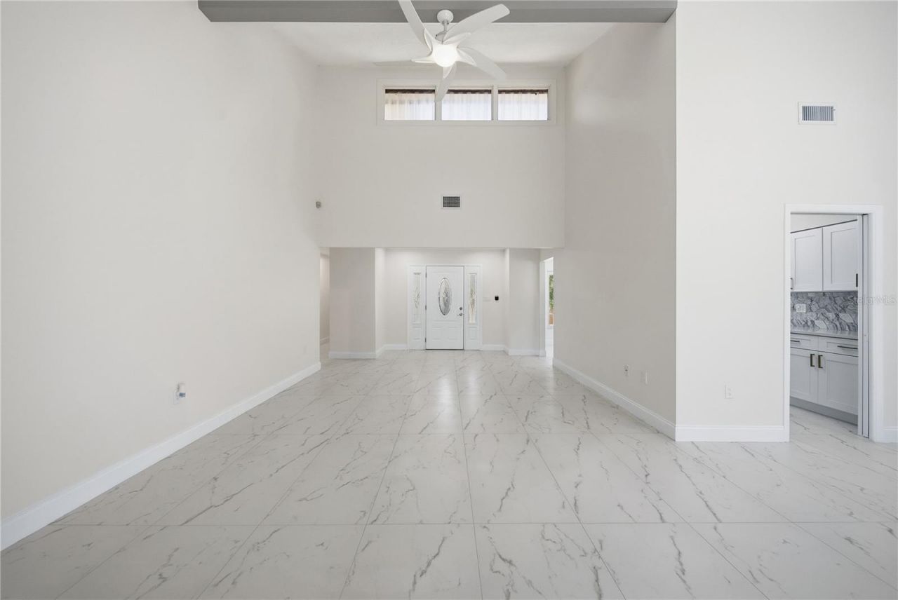 6203 Courtside Drive , Unit 21, Bradenton, FL 34210 Photo