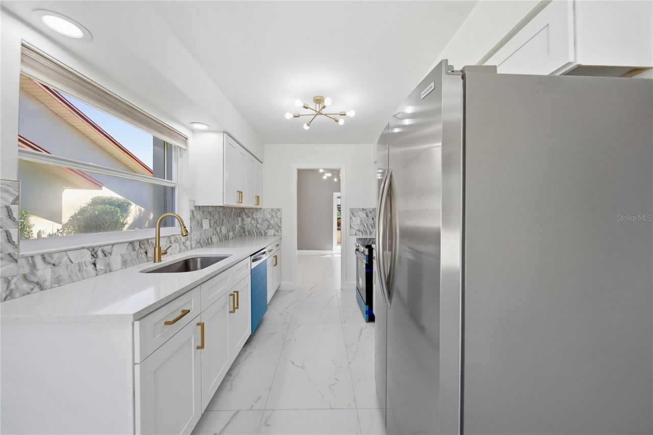 6203 Courtside Drive , Unit 21, Bradenton, FL 34210 Photo