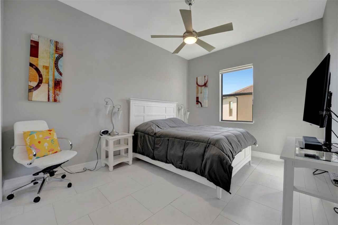 6620 35th Court E, Sarasota, FL 34243 Photo