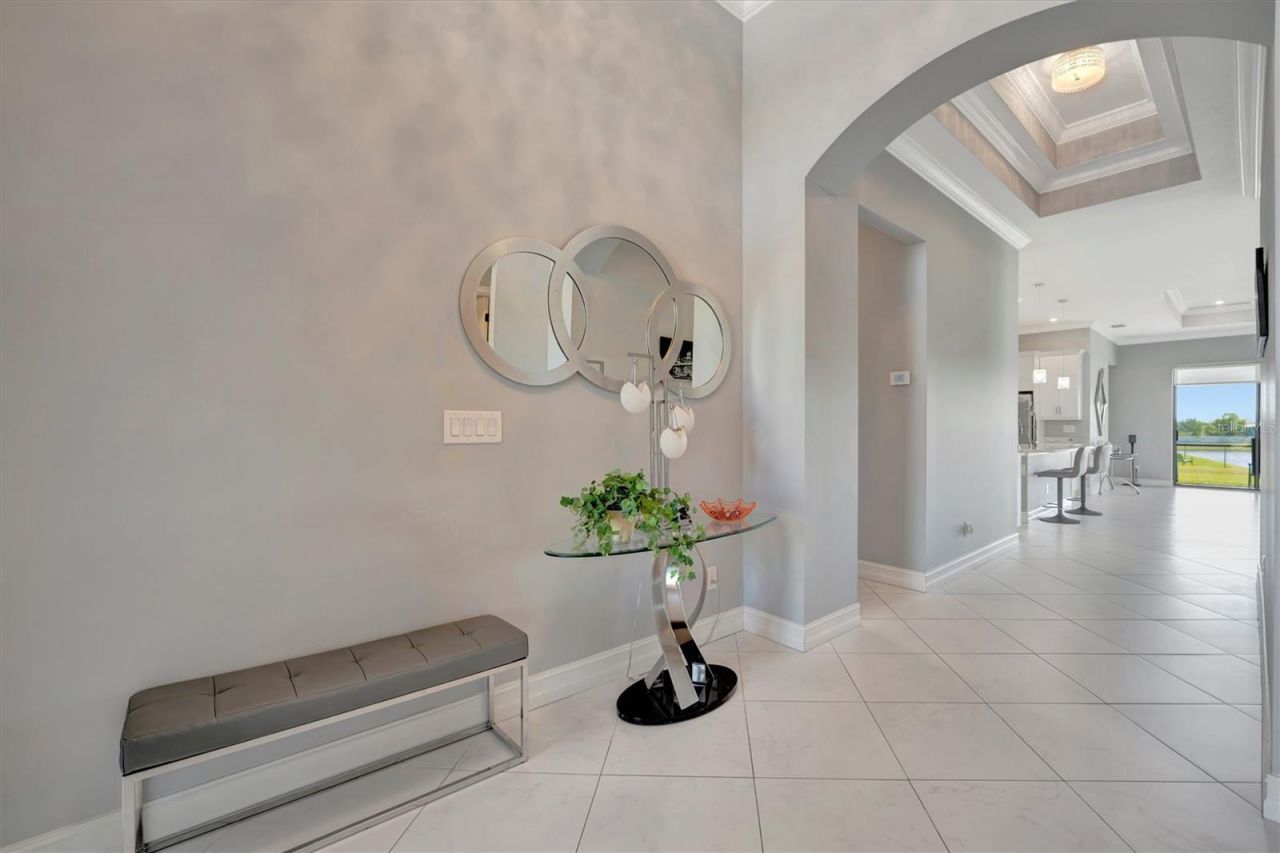6620 35th Court E, Sarasota, FL 34243 Photo