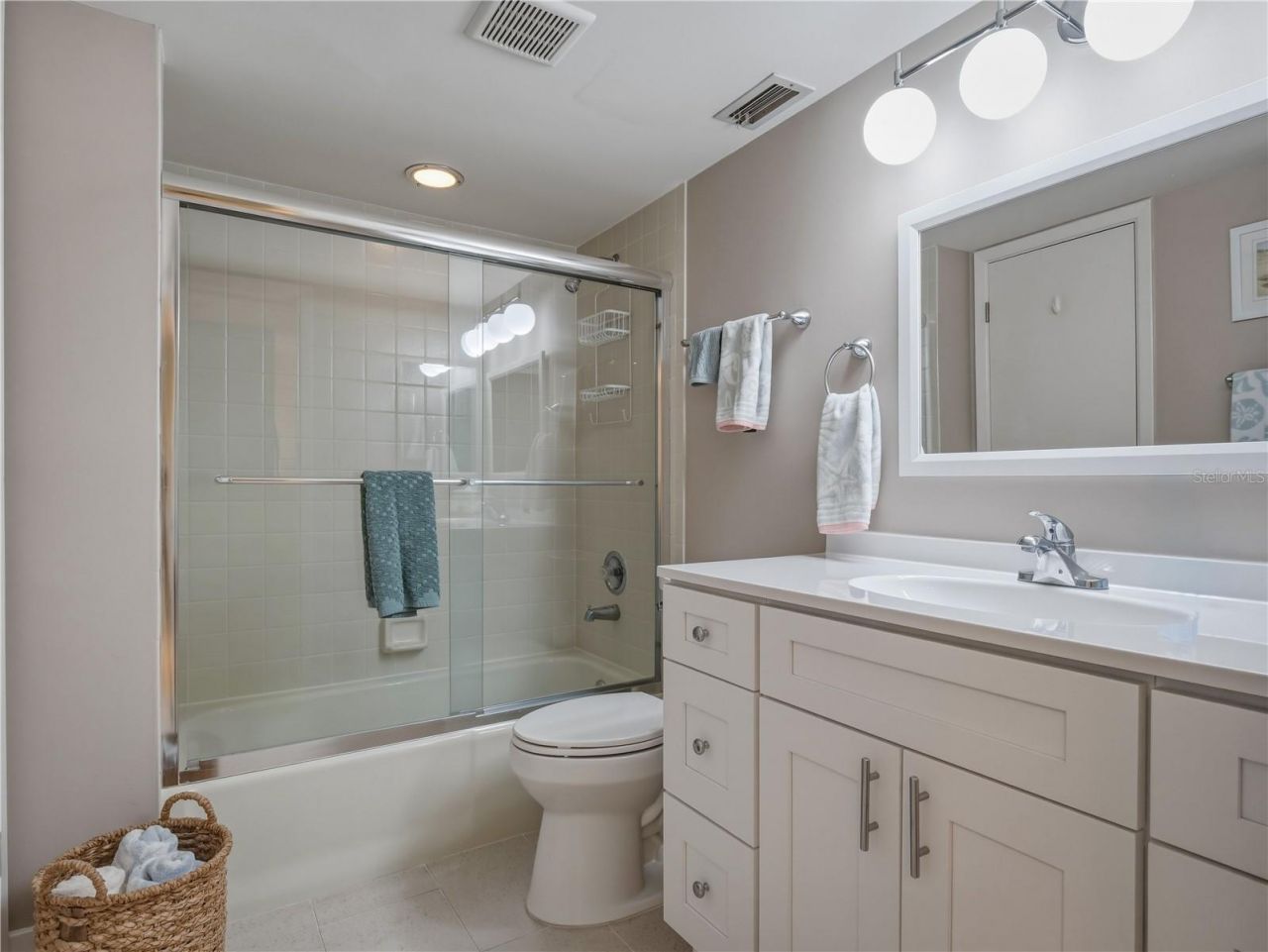 4865 S Atlantic Avenue, Unit 502, New Smyrna Beach, FL 32169 Photo