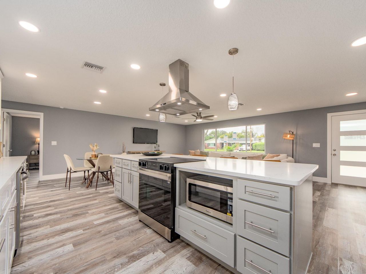 1825 Yale Drive , Clearwater, FL 33765 Photo