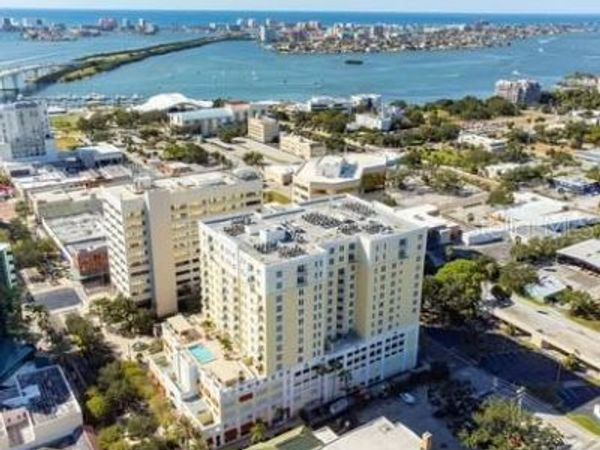 628 CLEVELAND STREET , Unit 1213, CLEARWATER, FL 33755