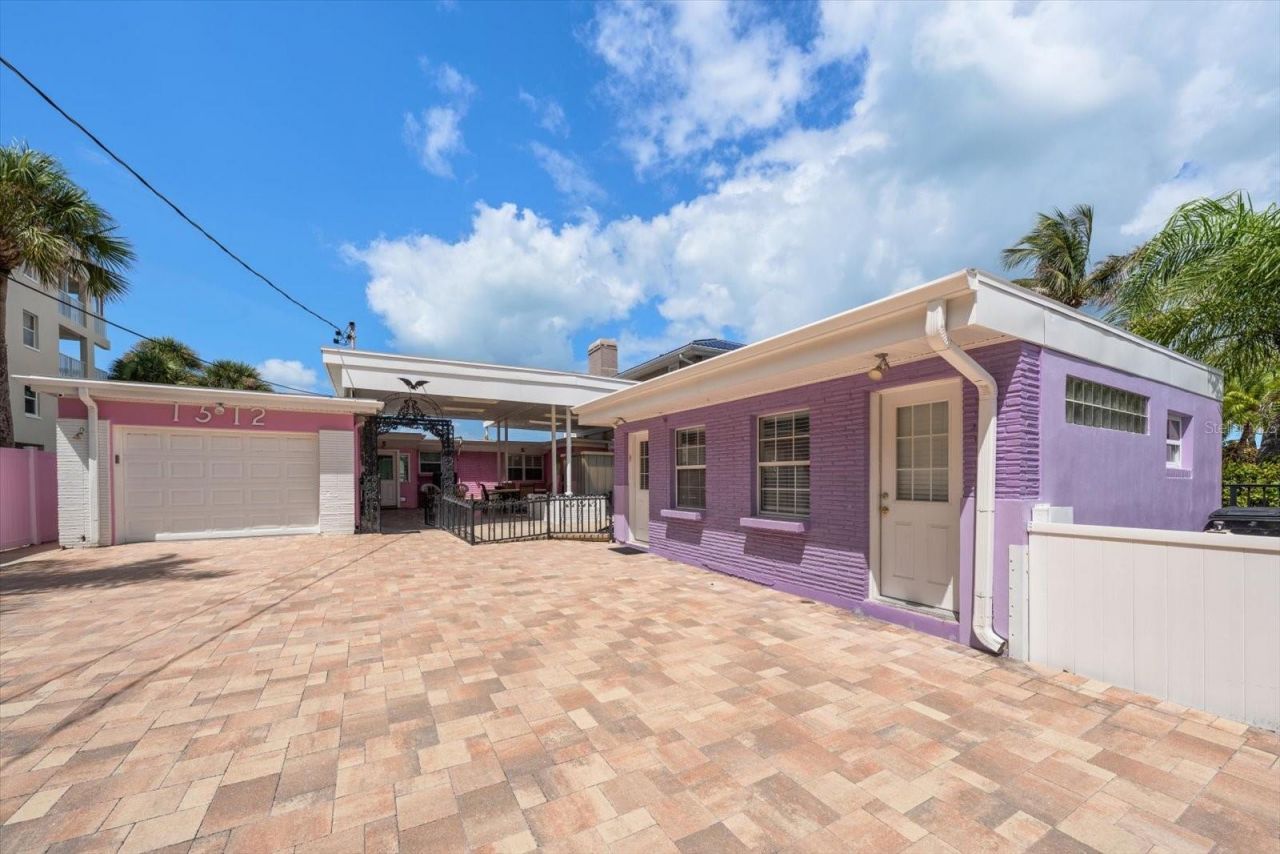 1512 Gulf Boulevard , Indian Rocks Beach, FL 33785 Photo