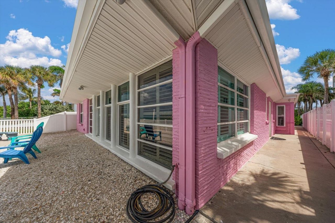 1512 Gulf Boulevard , Indian Rocks Beach, FL 33785 Photo