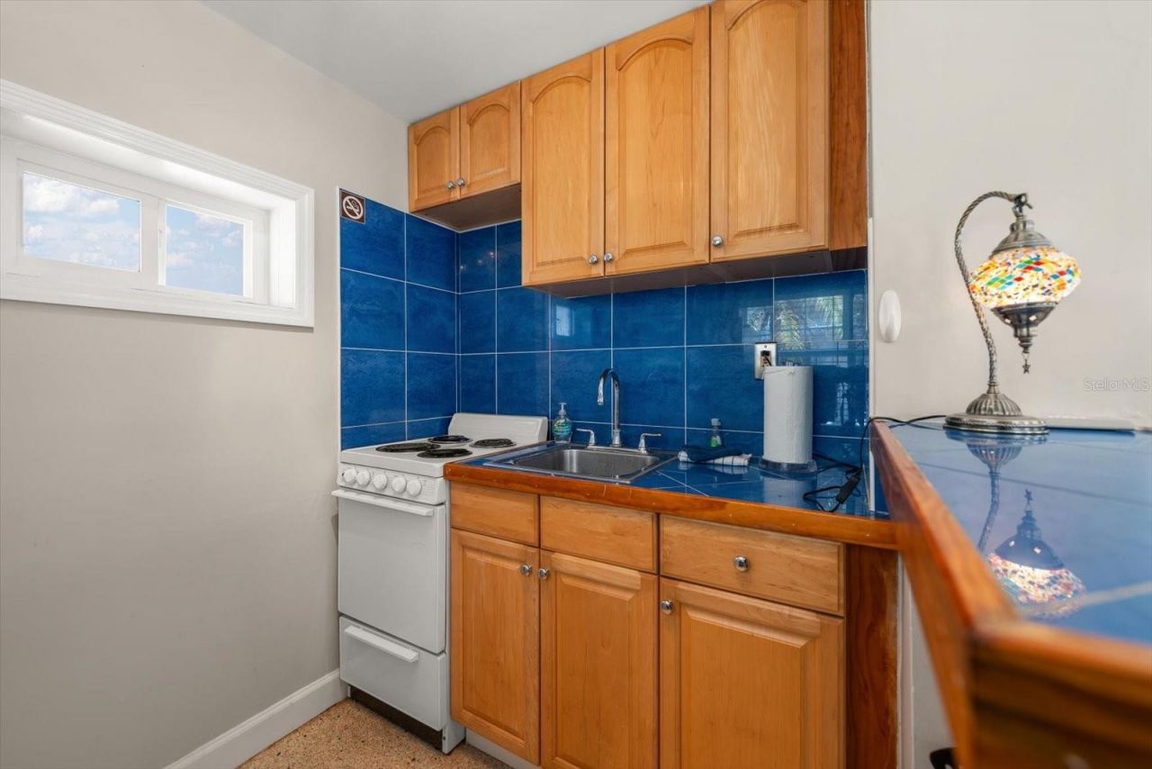 1512 Gulf Boulevard , Indian Rocks Beach, FL 33785 Photo