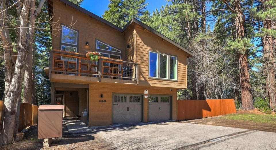 1468 June Way, South Lake Tahoe, CA 96150 Photo