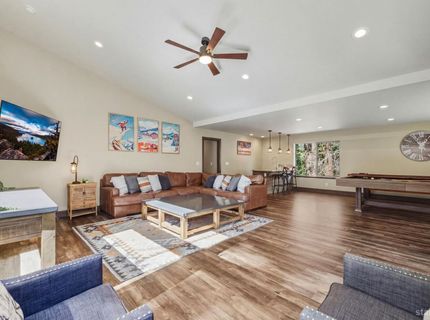 1468 June Way, South Lake Tahoe, CA 96150 Photo