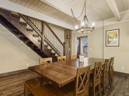 1468 June Way, South Lake Tahoe, CA 96150 Photo