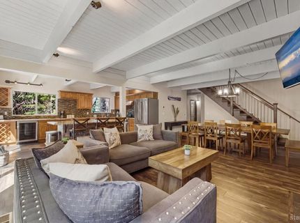 1468 June Way, South Lake Tahoe, CA 96150 Photo