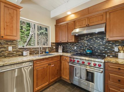 1468 June Way, South Lake Tahoe, CA 96150 Photo