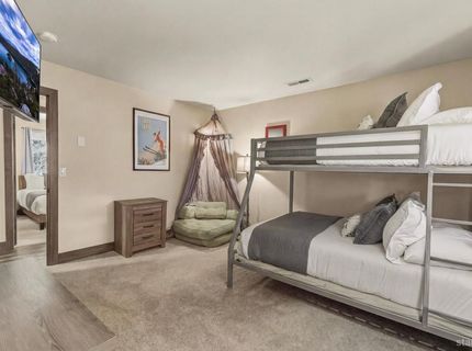 1468 June Way, South Lake Tahoe, CA 96150 Photo