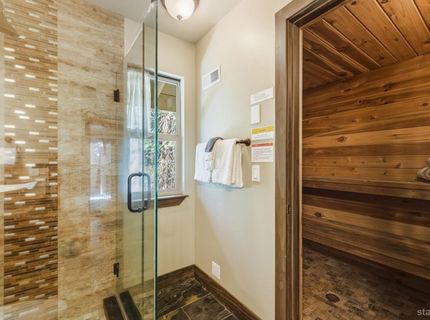 1468 June Way, South Lake Tahoe, CA 96150 Photo