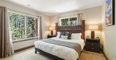 1468 June Way, South Lake Tahoe, CA 96150 Photo