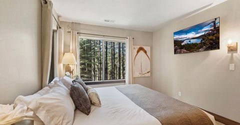 1468 June Way, South Lake Tahoe, CA 96150 Photo