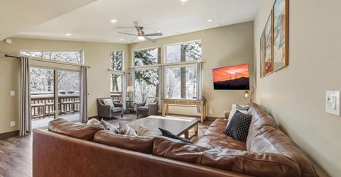 1468 June Way, South Lake Tahoe, CA 96150 Photo