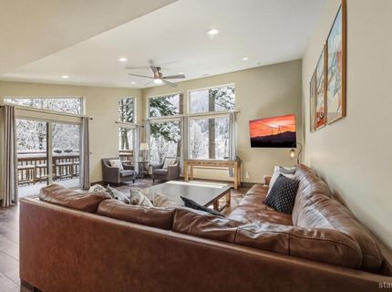 1468 June Way, South Lake Tahoe, CA 96150 Photo