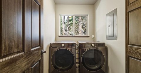 1468 June Way, South Lake Tahoe, CA 96150 Photo