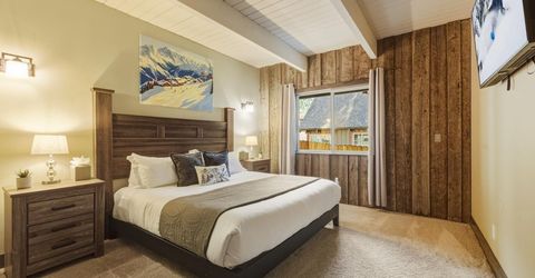 1468 June Way, South Lake Tahoe, CA 96150 Photo