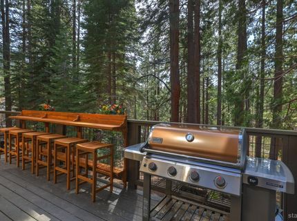 1468 June Way, South Lake Tahoe, CA 96150 Photo