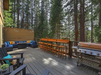 1468 June Way, South Lake Tahoe, CA 96150 Photo
