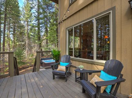1468 June Way, South Lake Tahoe, CA 96150 Photo