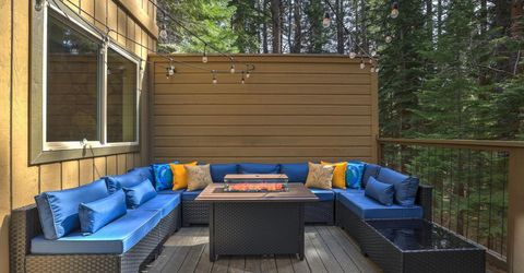 1468 June Way, South Lake Tahoe, CA 96150 Photo