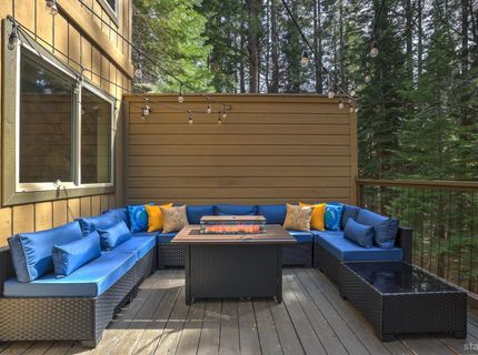 1468 June Way, South Lake Tahoe, CA 96150 Photo