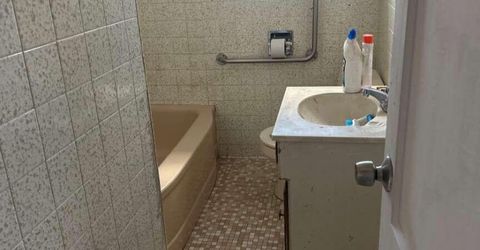 56 S Maddux Drive, Reno, NV 89512 Photo