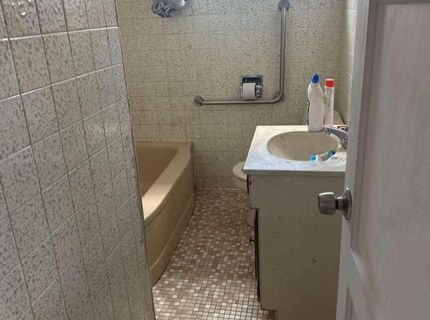 56 S Maddux Drive, Reno, NV 89512 Photo