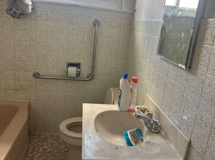 56 S Maddux Drive, Reno, NV 89512 Photo