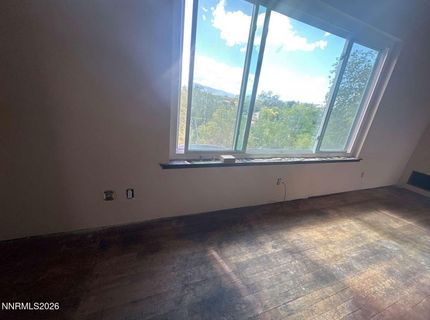 56 S Maddux Drive, Reno, NV 89512 Photo