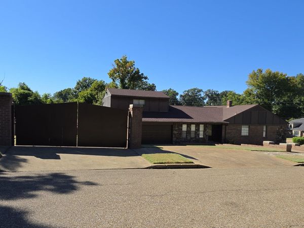 3279 STANDARD DR, Memphis, TN 38111