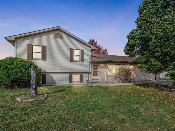 90 KOPE AVENUE, Oshkosh, WI 54901
