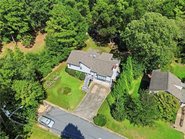 5045 Ravenwood Drive , Marietta, GA 30066
