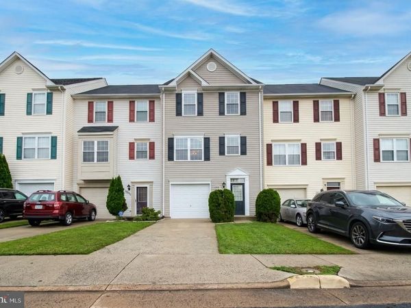 7997 FLAGER CIRCLE, MANASSAS, VA 20109