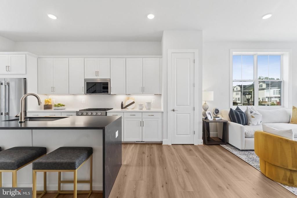 5967 JOSIAH HENSON PARKWAY, NORTH BETHESDA, MD 20852