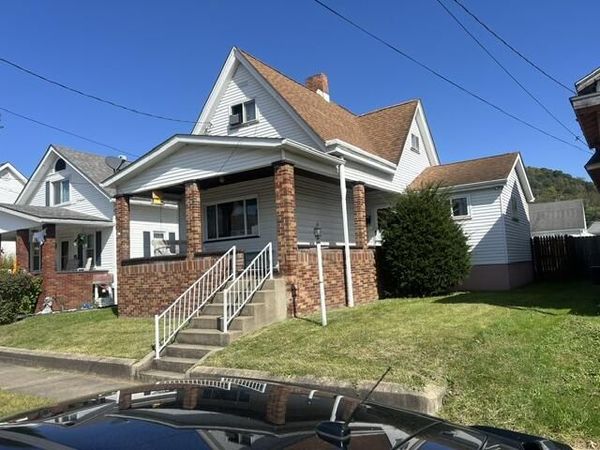 14 Hickory Avenue, Moundsville, WV 26041