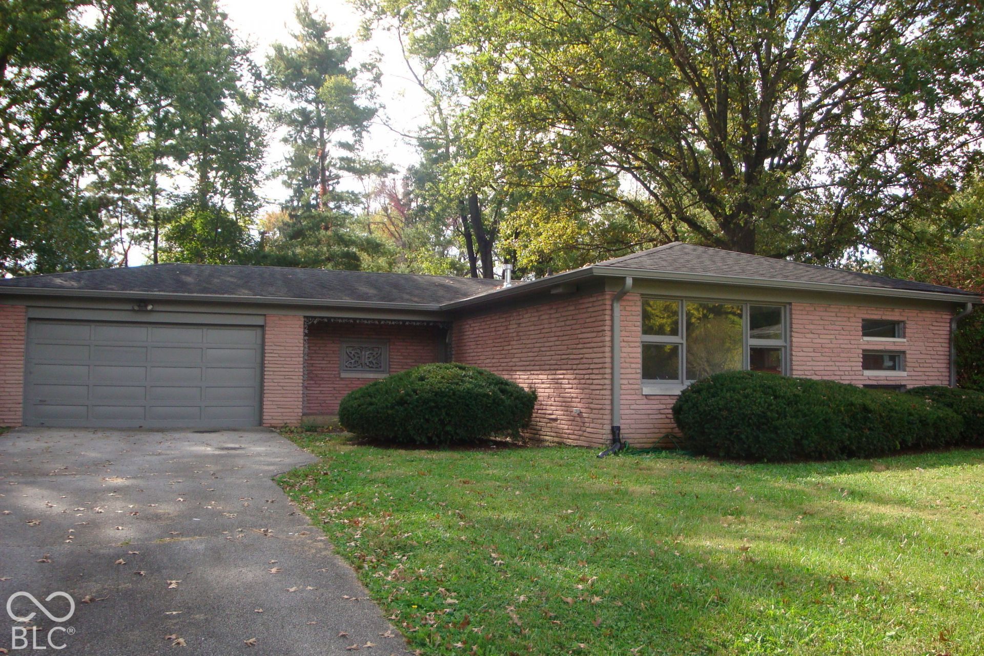1617 W 61st Street, Indianapolis, IN 46228 Main Photo