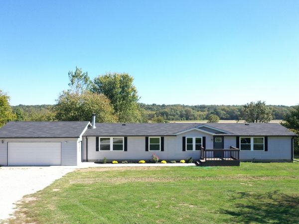 5267 S Coxville Road , Montezuma, IN 47862