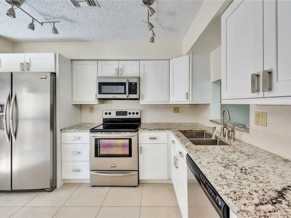 5201 NE 14TH Terrace, Unit 1, Fort Lauderdale, FL 33334